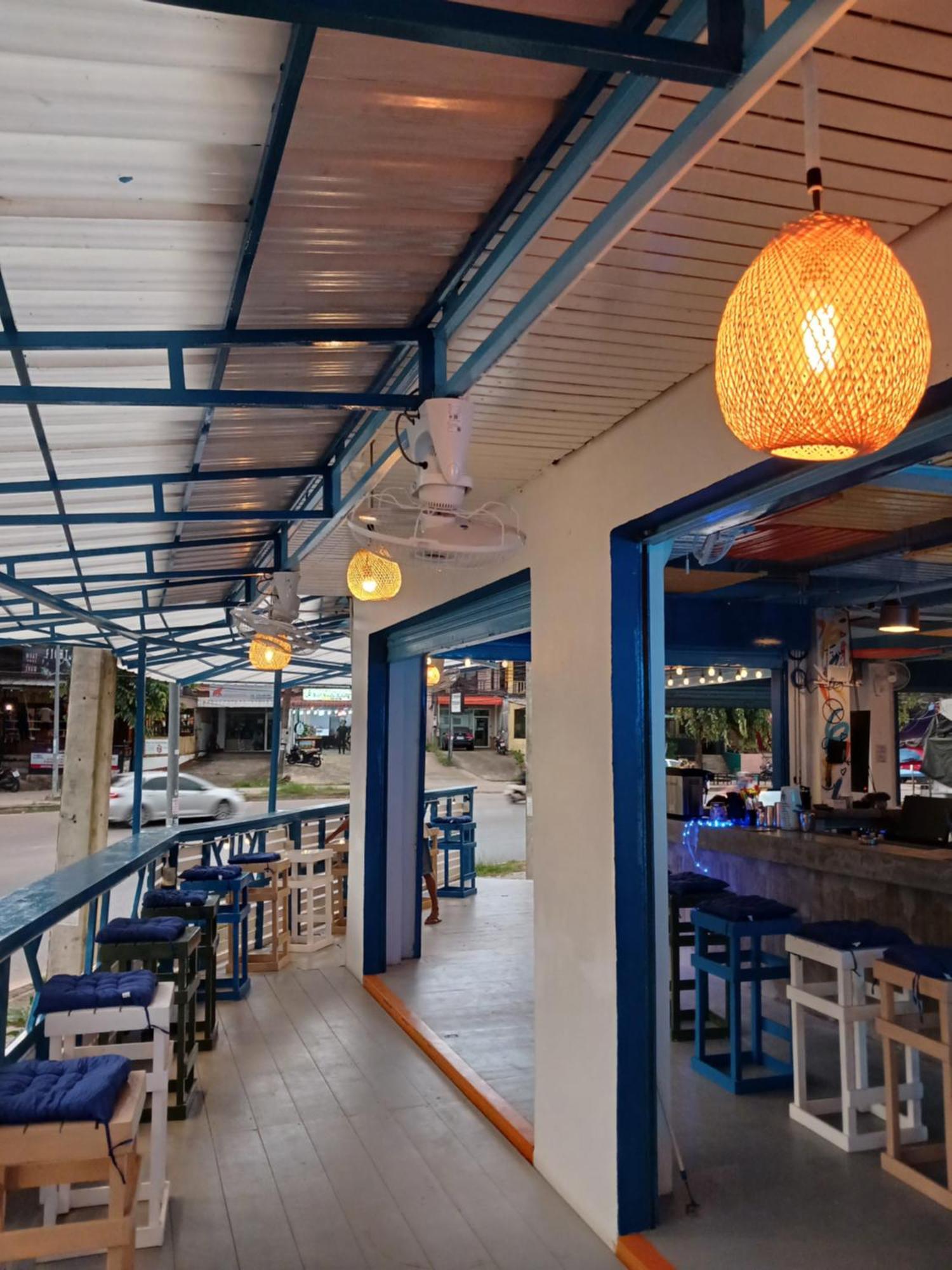 The Hangout Hostel Ao Nang Exterior photo